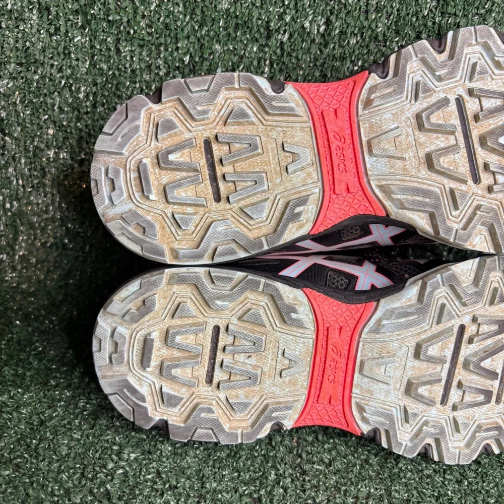 ASICS GEL-Venture 8 Trail Running Athletic Sports Sneakers Black Pink Women Sz 8